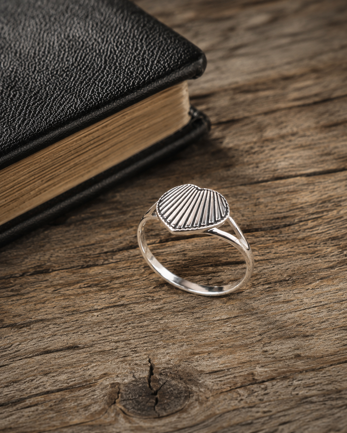 Sterling Silver Ribbed Heart Ring – Minimalist Love Ring, Dainty Silver Heart Jewelry Gift