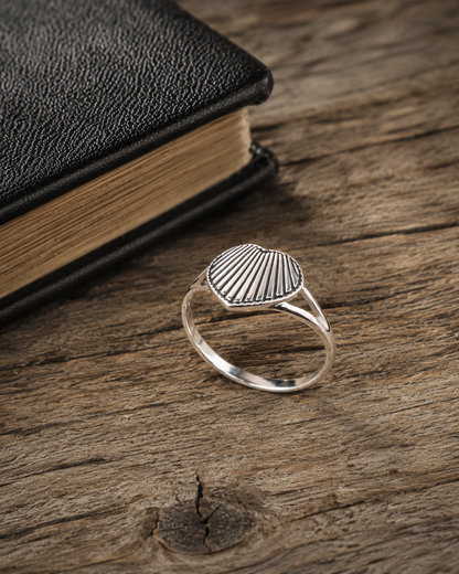 Sterling Silver Ribbed Heart Ring – Minimalist Love Ring, Dainty Silver Heart Jewelry Gift