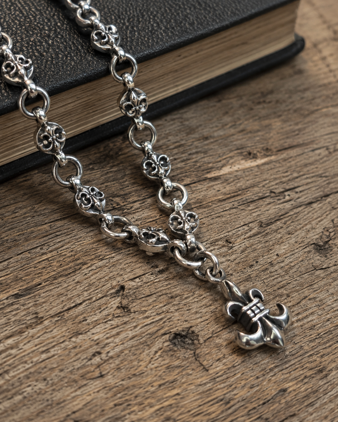 Solid Sterling Silver Fleur de Lis Charm Bracelet – Unisex Gothic Chain Bracelet